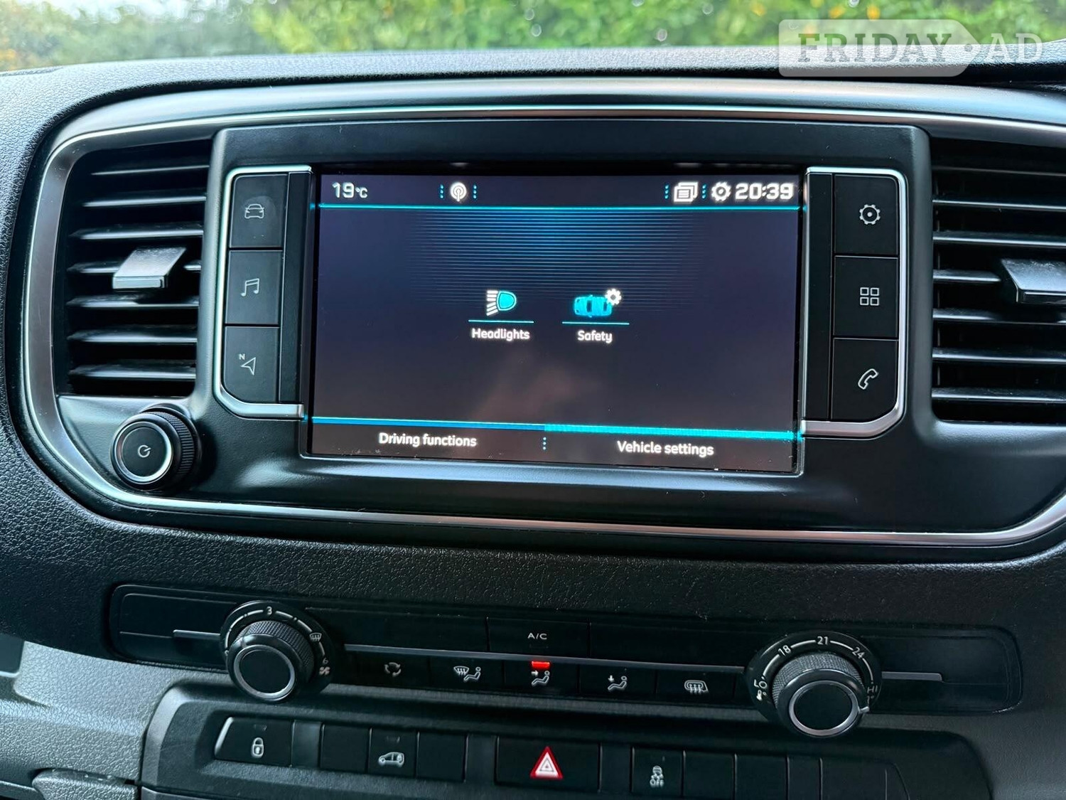 Peugeot Expert 2019 - Vans & Commercial Vehicles