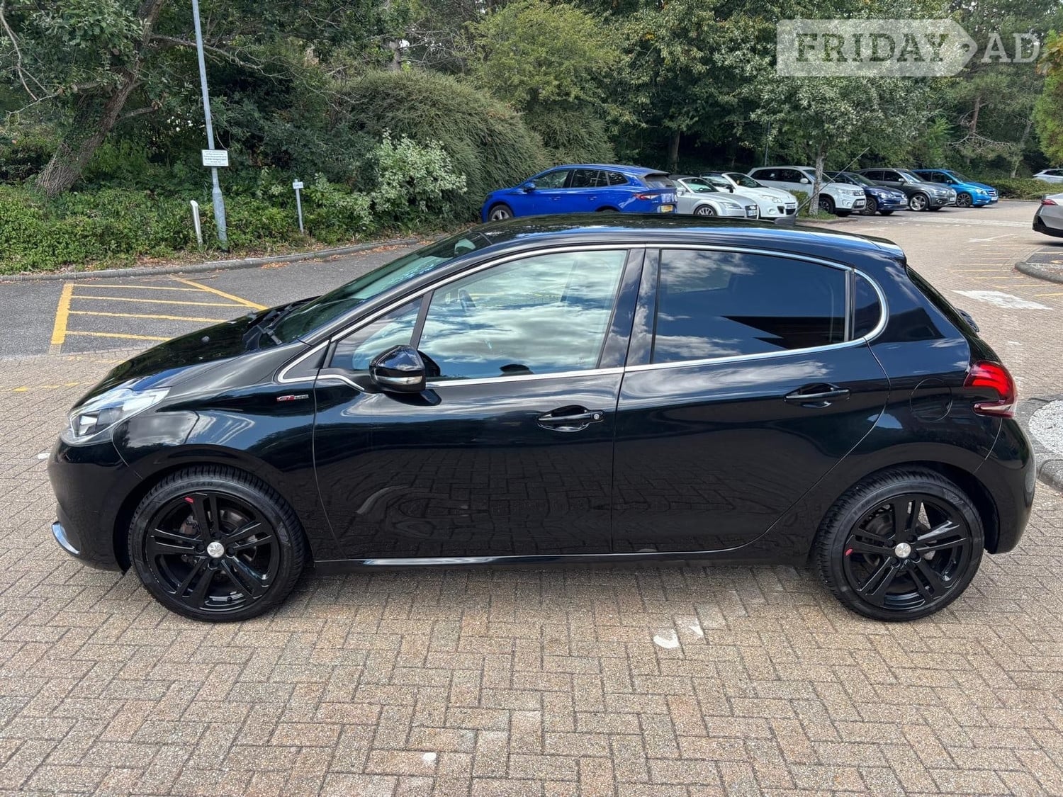 Peugeot 208 2017 - Cars
