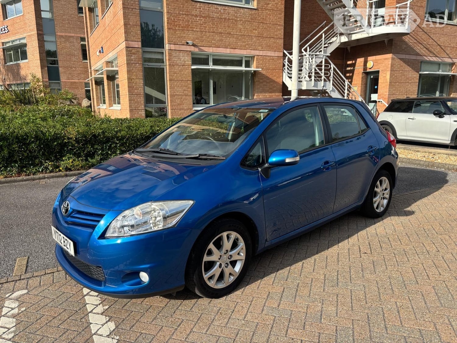 [ berth ]Toyota Auris