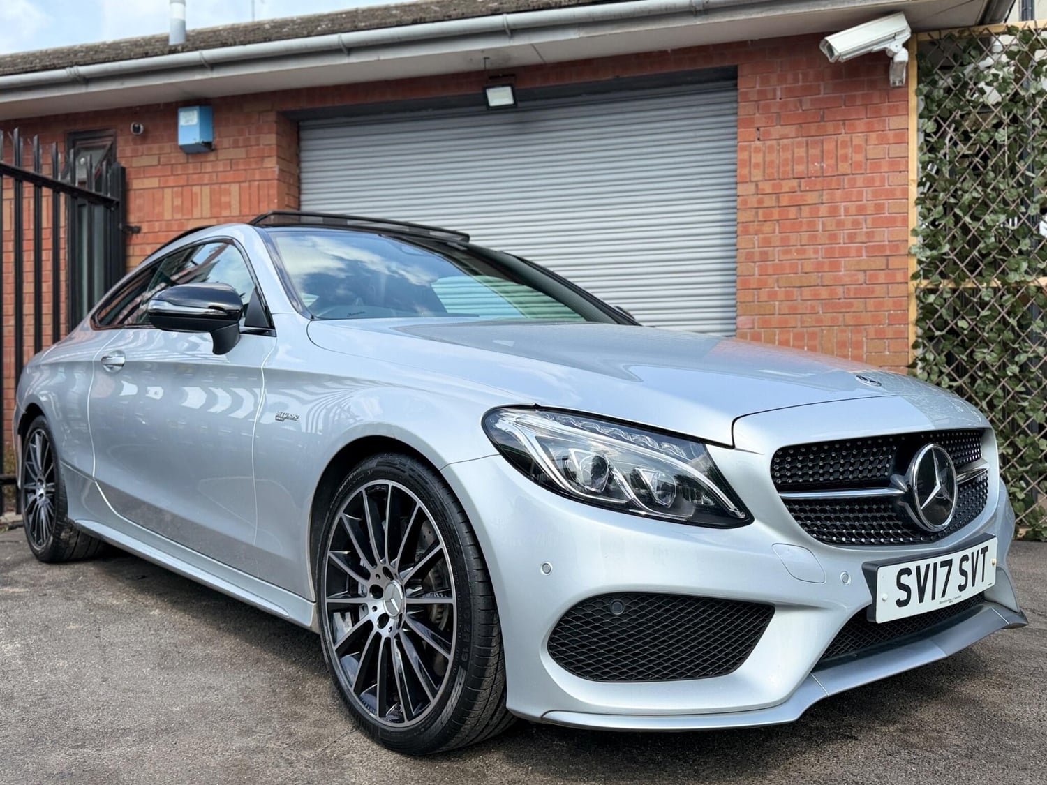 Mercedes-Benz C Class 2017 - Cars in Swindon