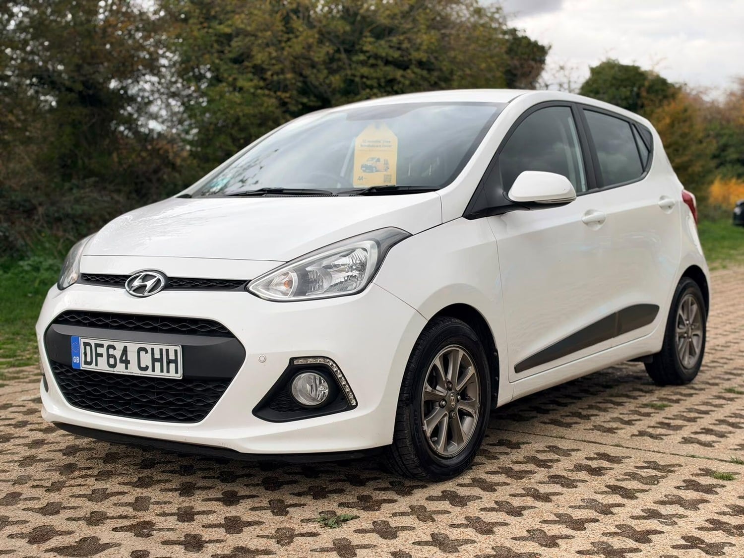 Hyundai i10 2015 - Cars in Swanley