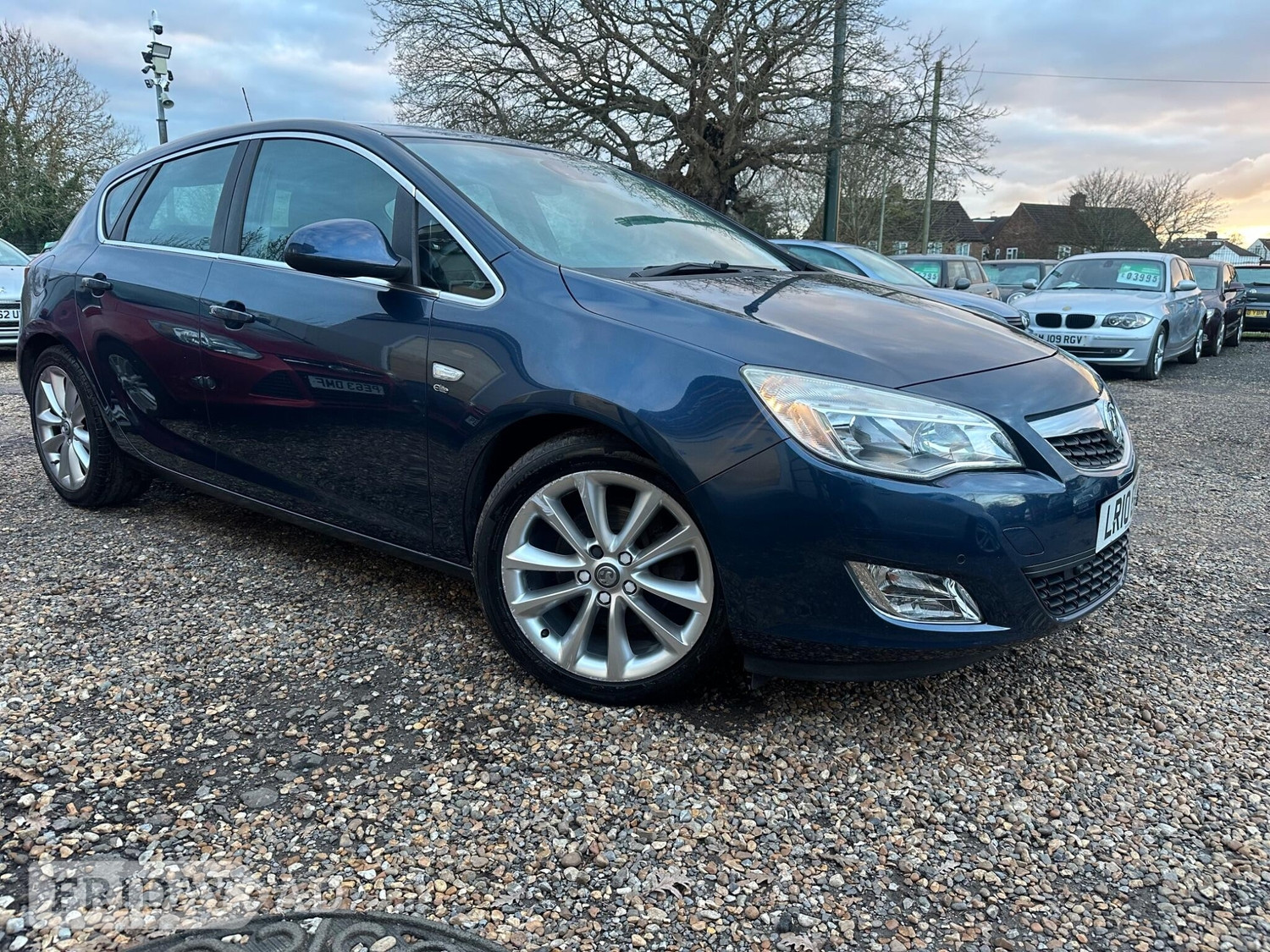 Vauxhall Astra 2010 - Cars