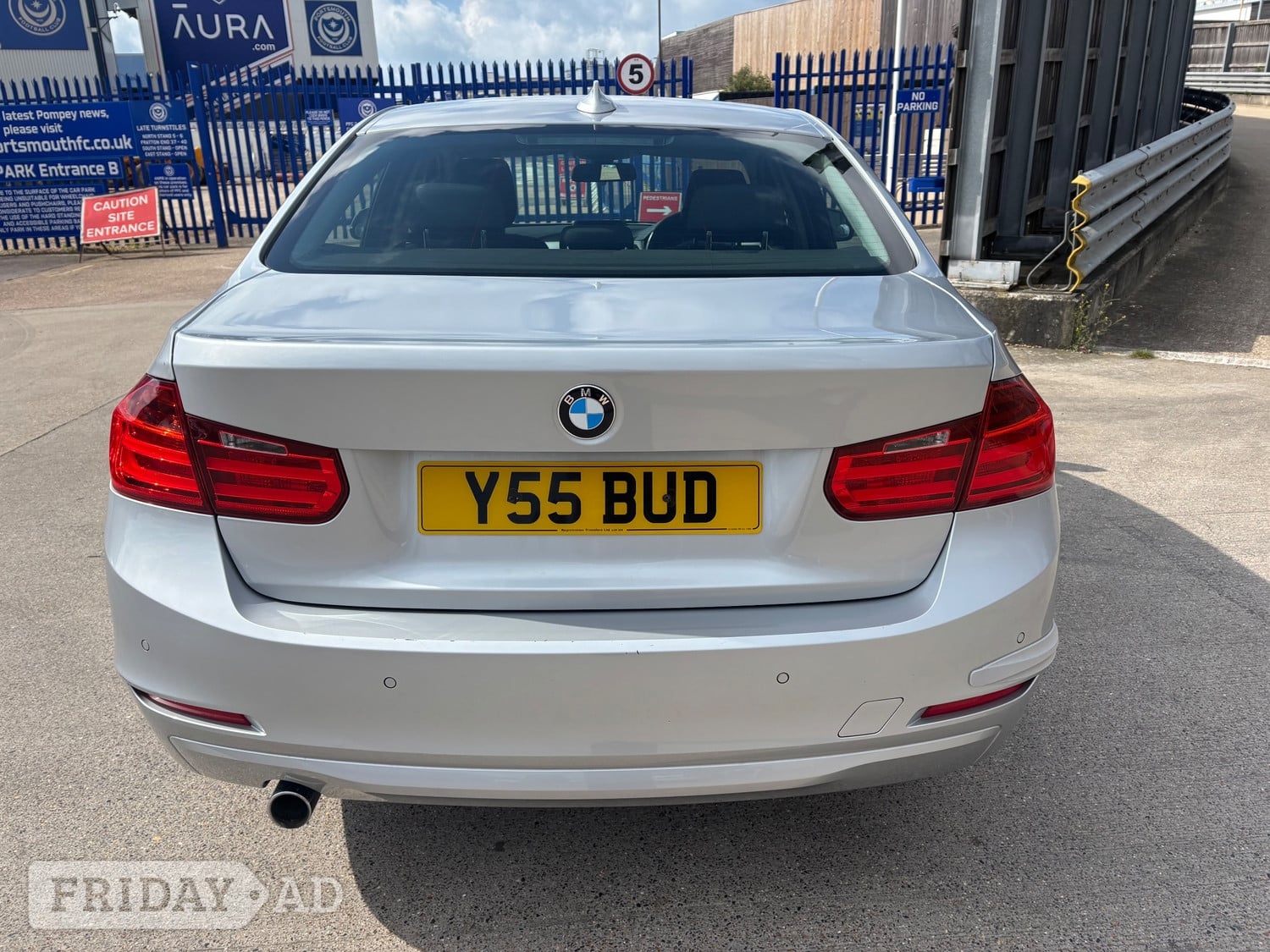 [ berth ]BMW 3 Series