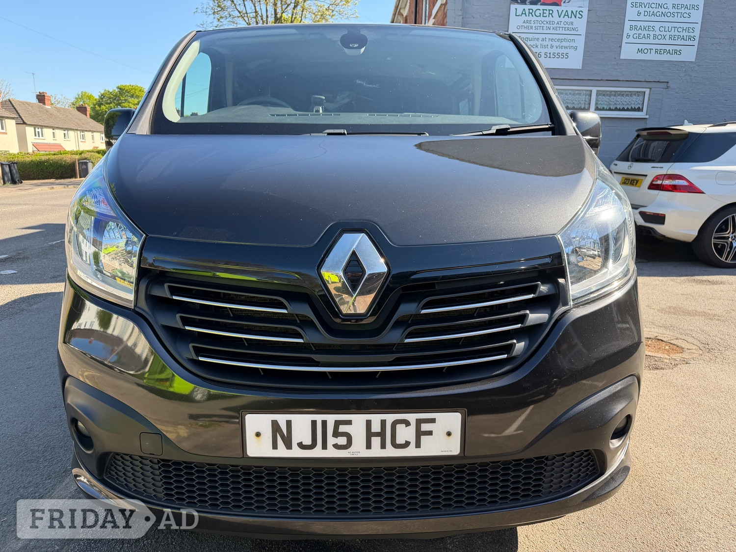 Renault Trafic 2015 - Vans & Commercial Vehicles
