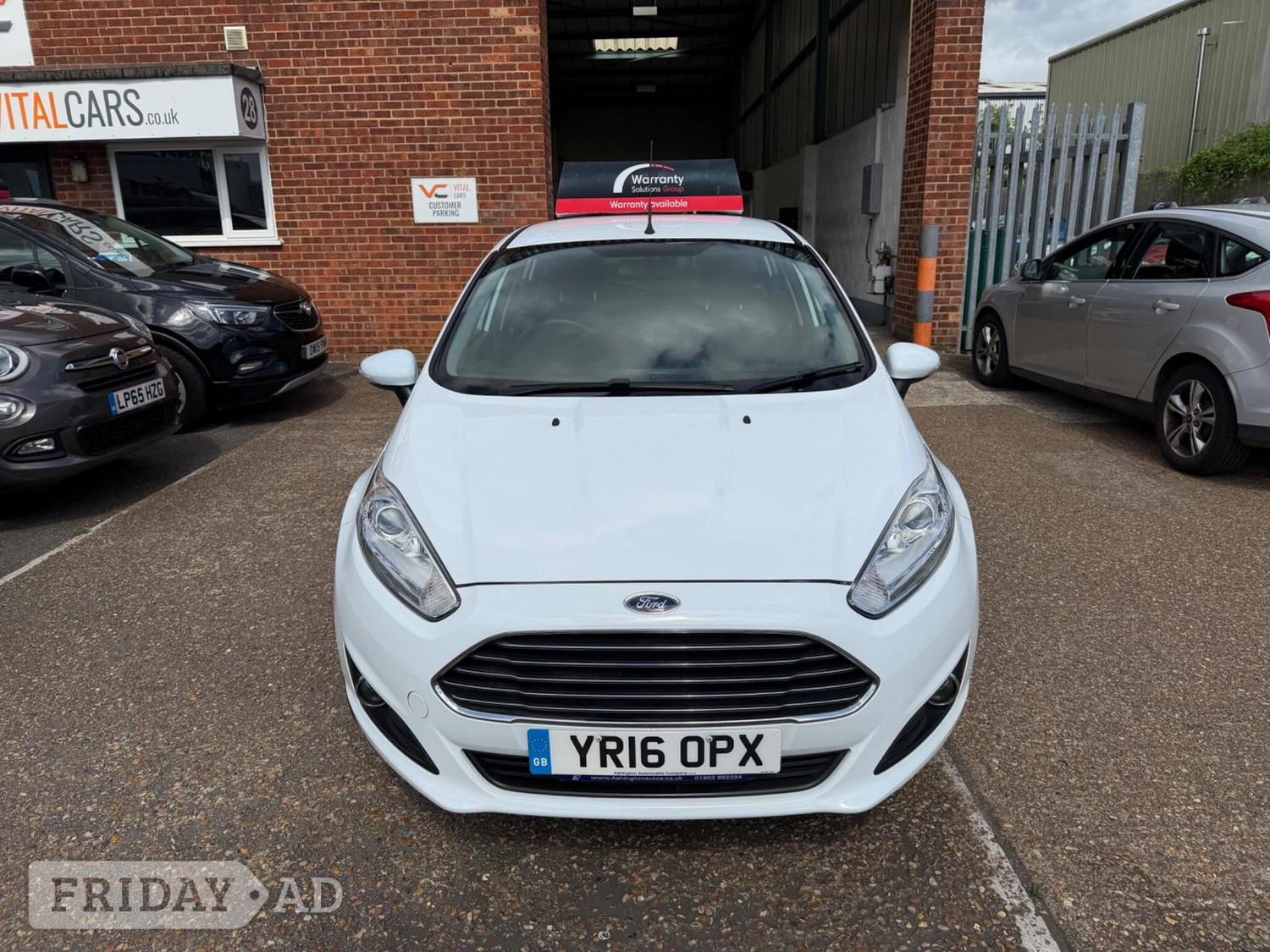 [ berth ]Ford Fiesta