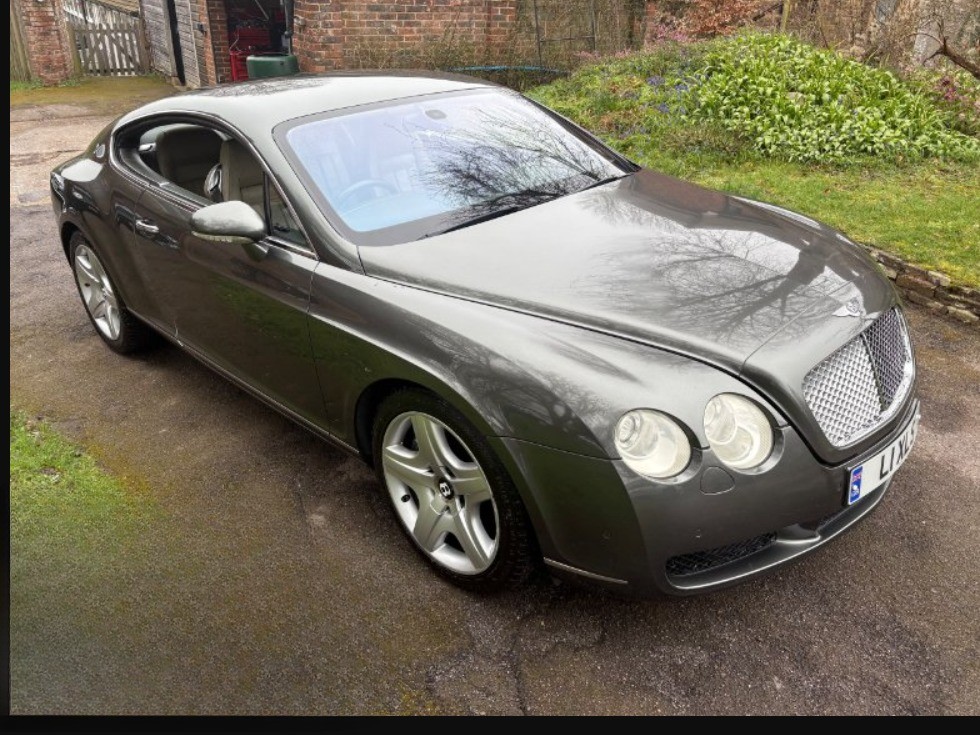 [ berth ]Bentley Continental GT
