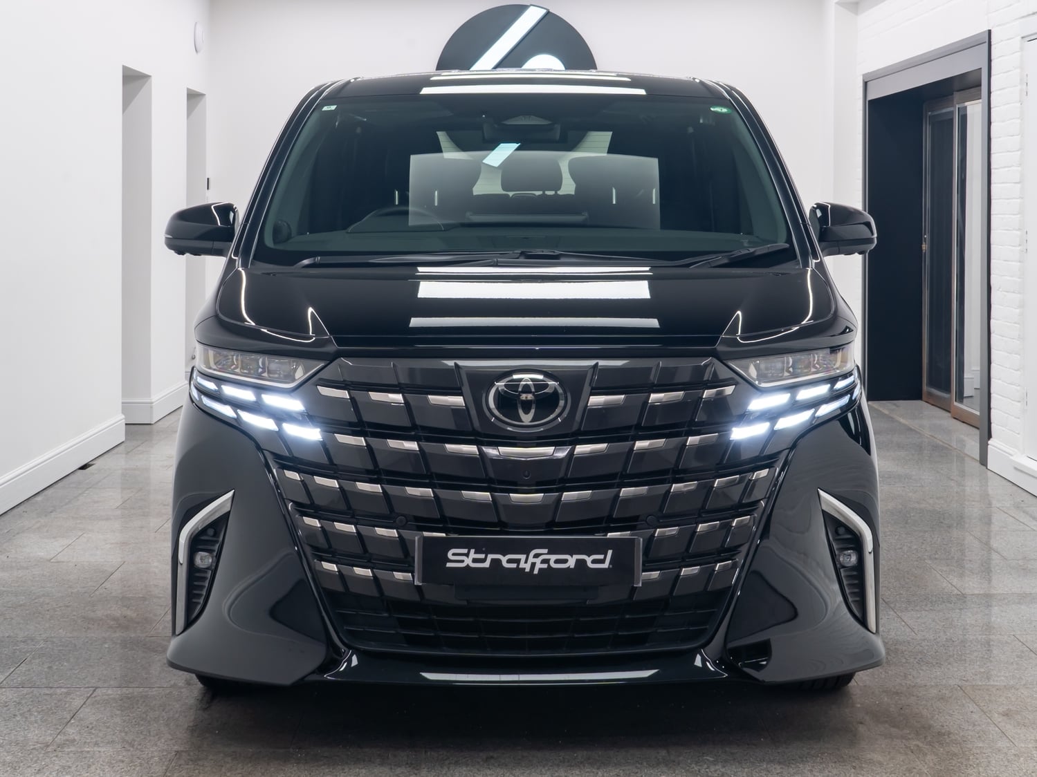 Toyota Alphard 2025 - Cars