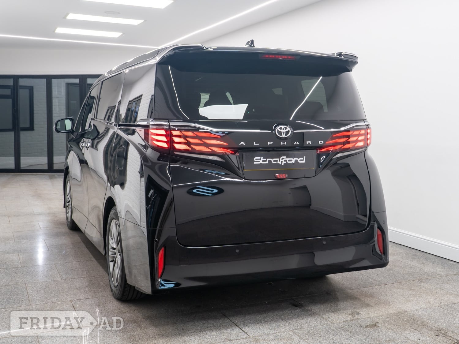 [ berth ]Toyota Alphard