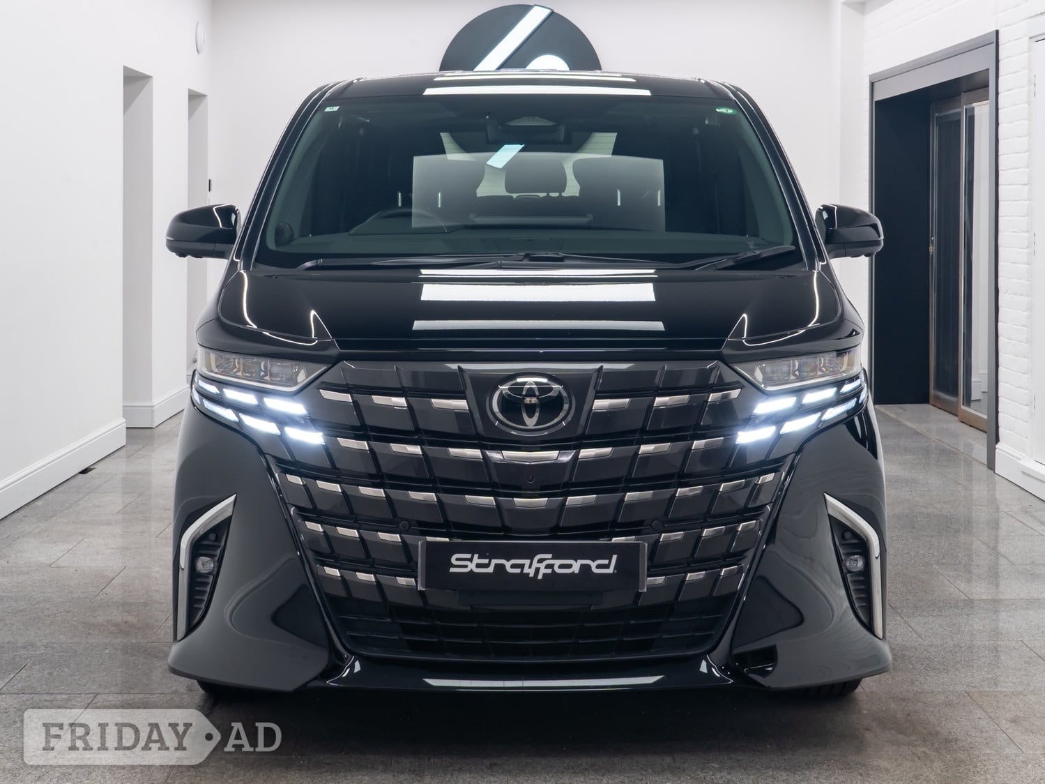 Toyota Alphard 2025 - Cars
