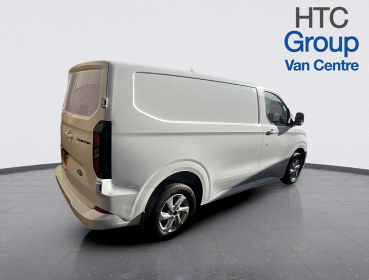 Ford Transit Custom 2024 - Vans & Commercial Vehicles in Hemel Hempstead