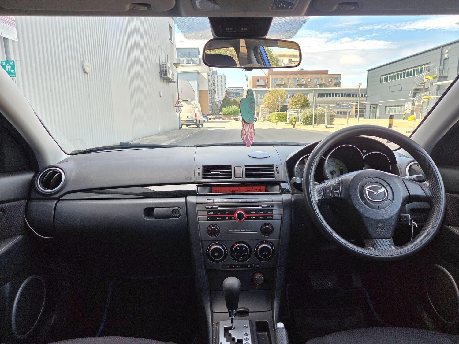 Mazda 3 2007 - Cars in Slough