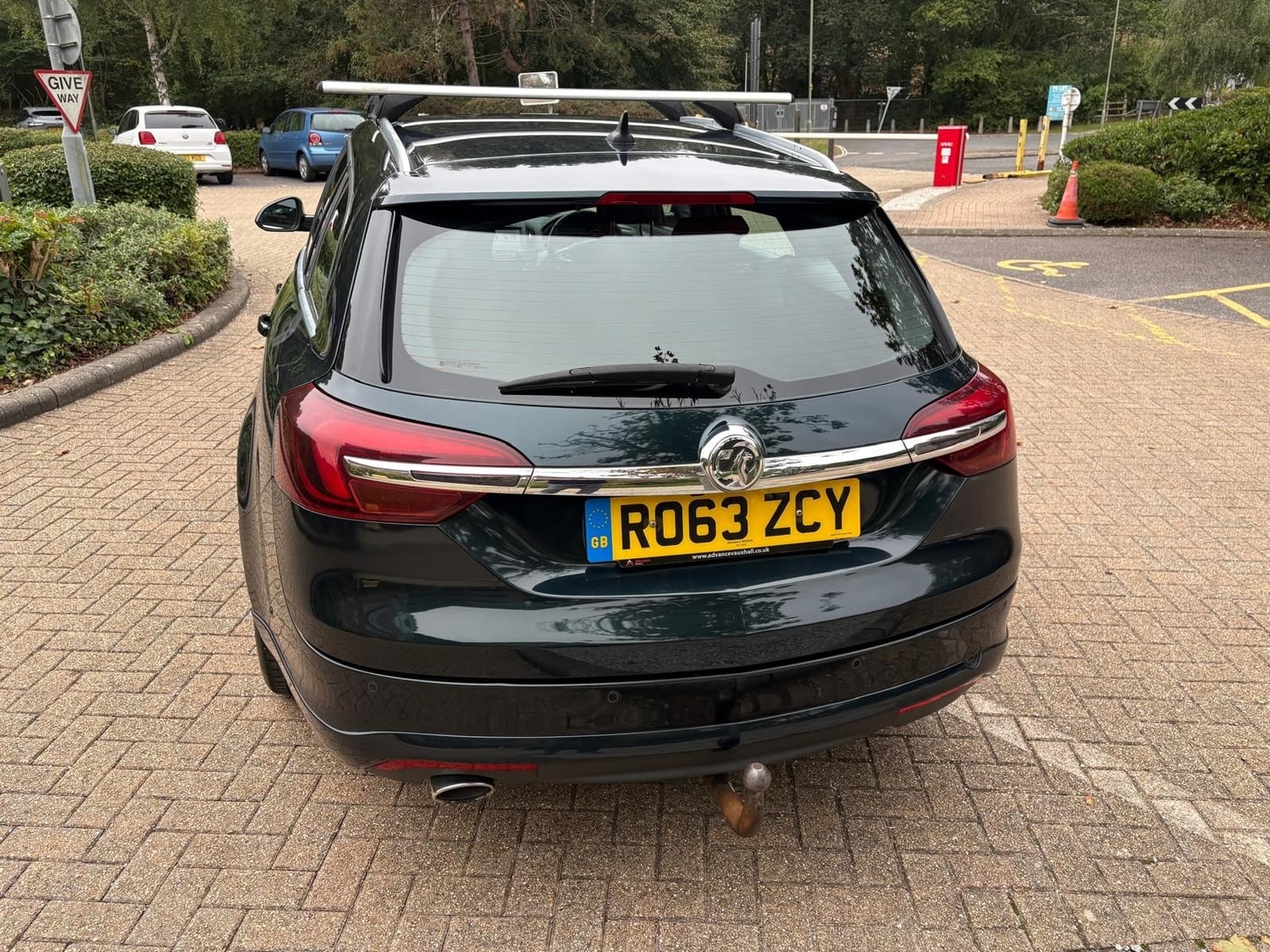 [ berth ]Vauxhall Insignia