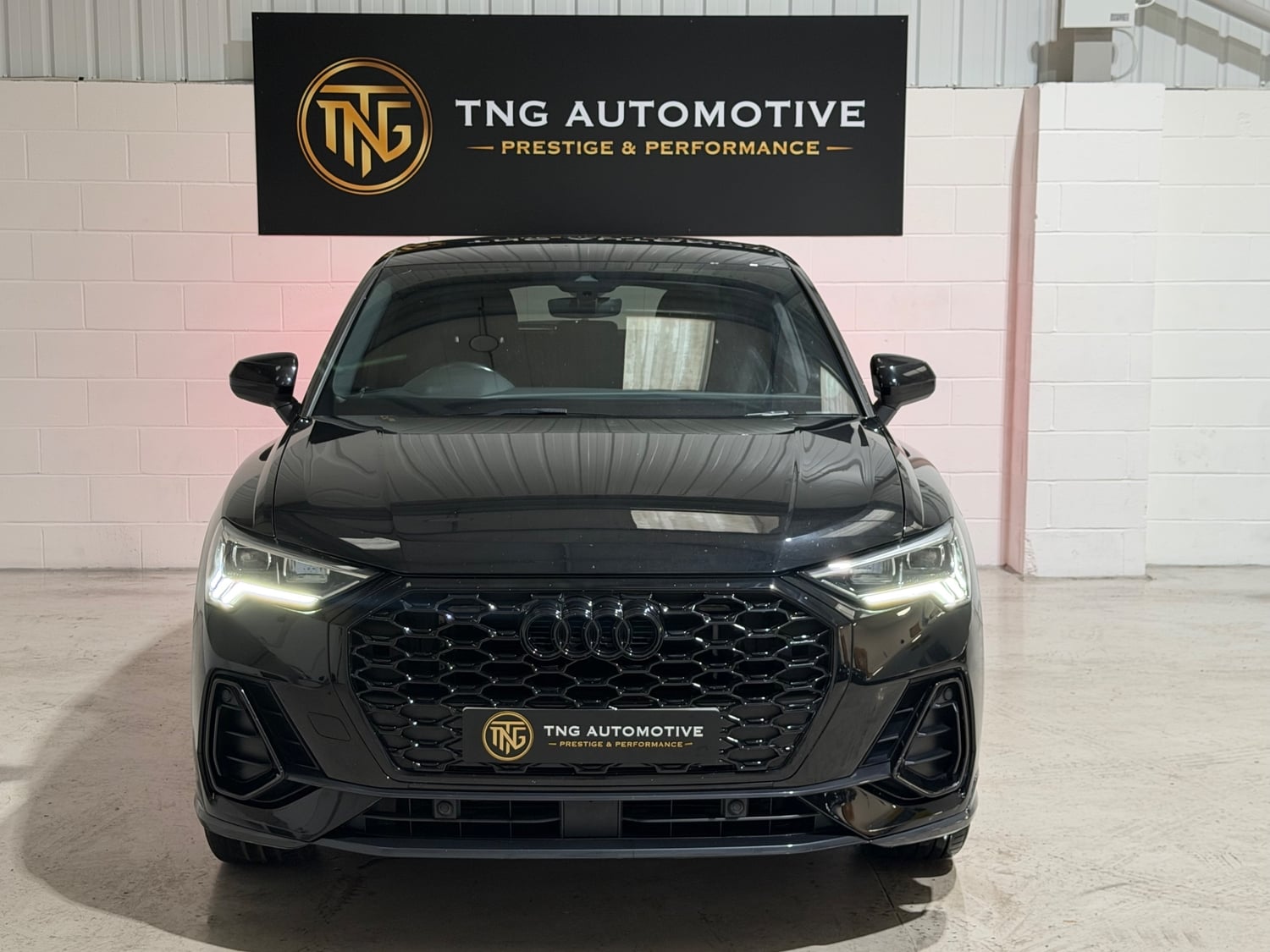 Audi Q3 2020 - Cars in Croydon