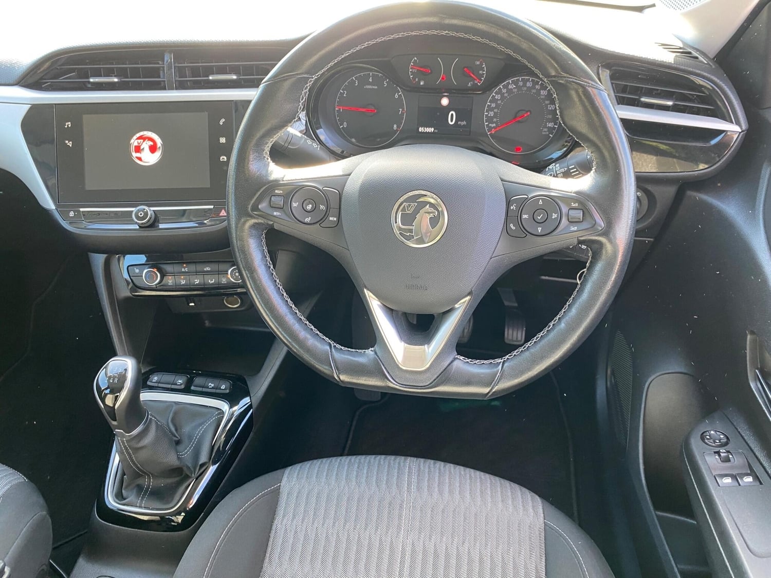 [ berth ]Vauxhall Corsa