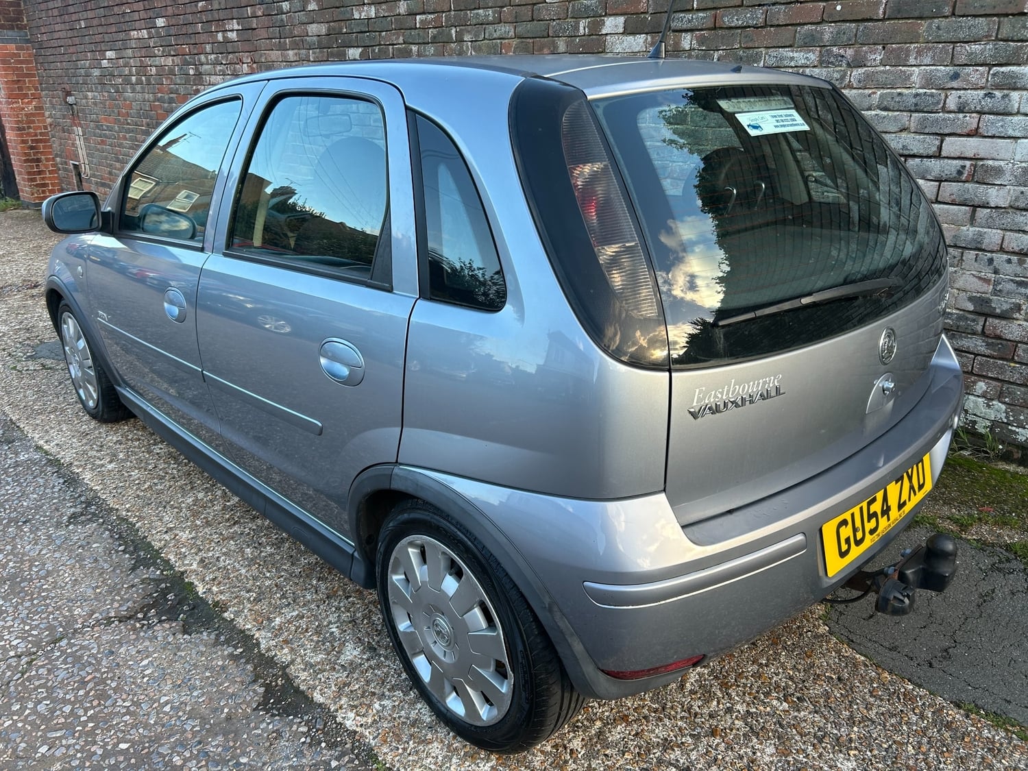 Vauxhall Corsa 2004 - Cars in Eastbourne