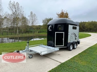 Cheval Liberte Gold Marathon  Horse Trailer