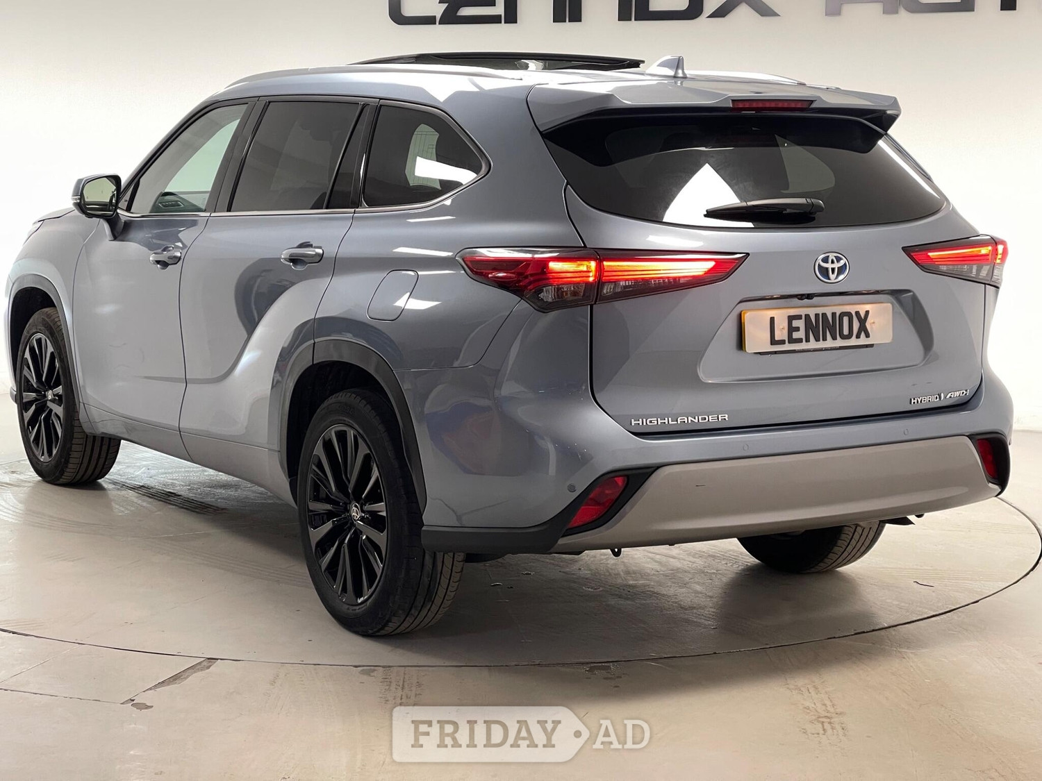 Toyota Highlander Estate 2023 - Cars in Brent