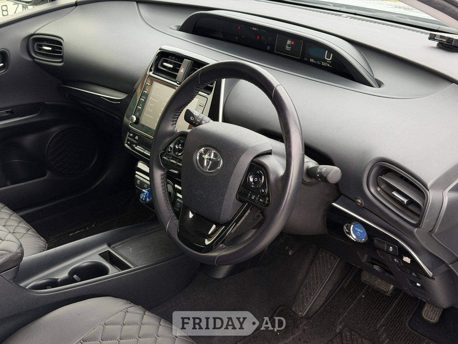 [ berth ]Toyota Prius