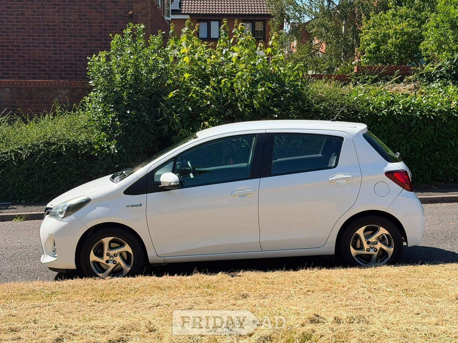 Toyota Yaris 2015 - Cars in Birmingham