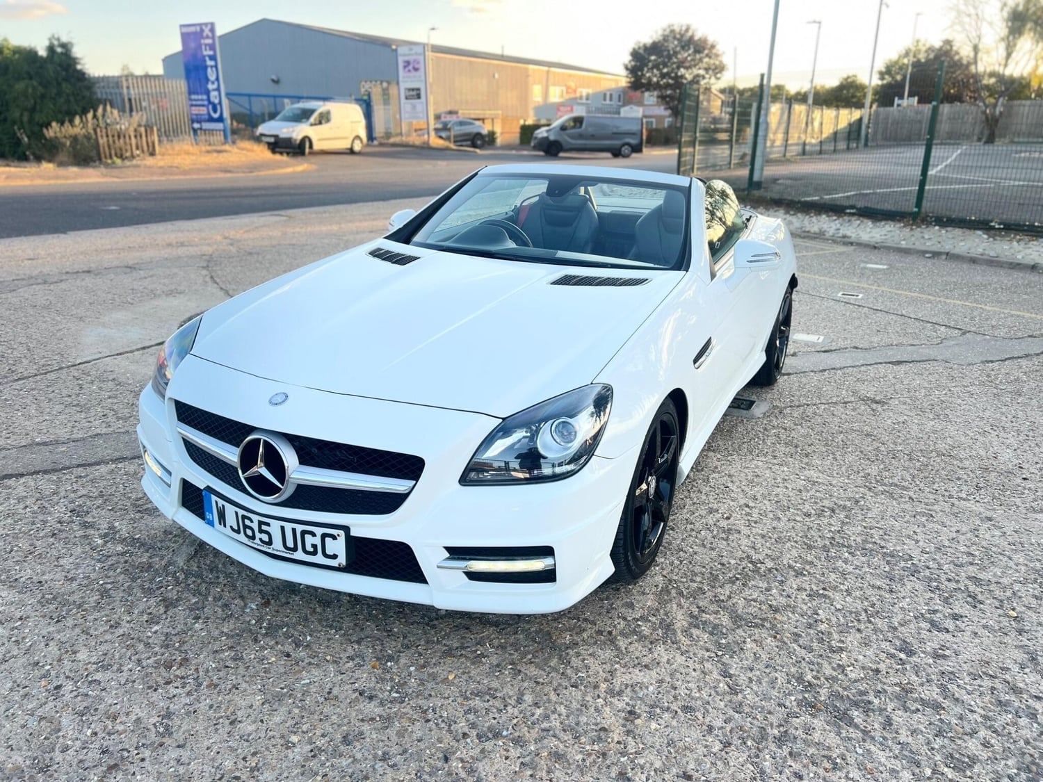 [ berth ]Mercedes-Benz SLK