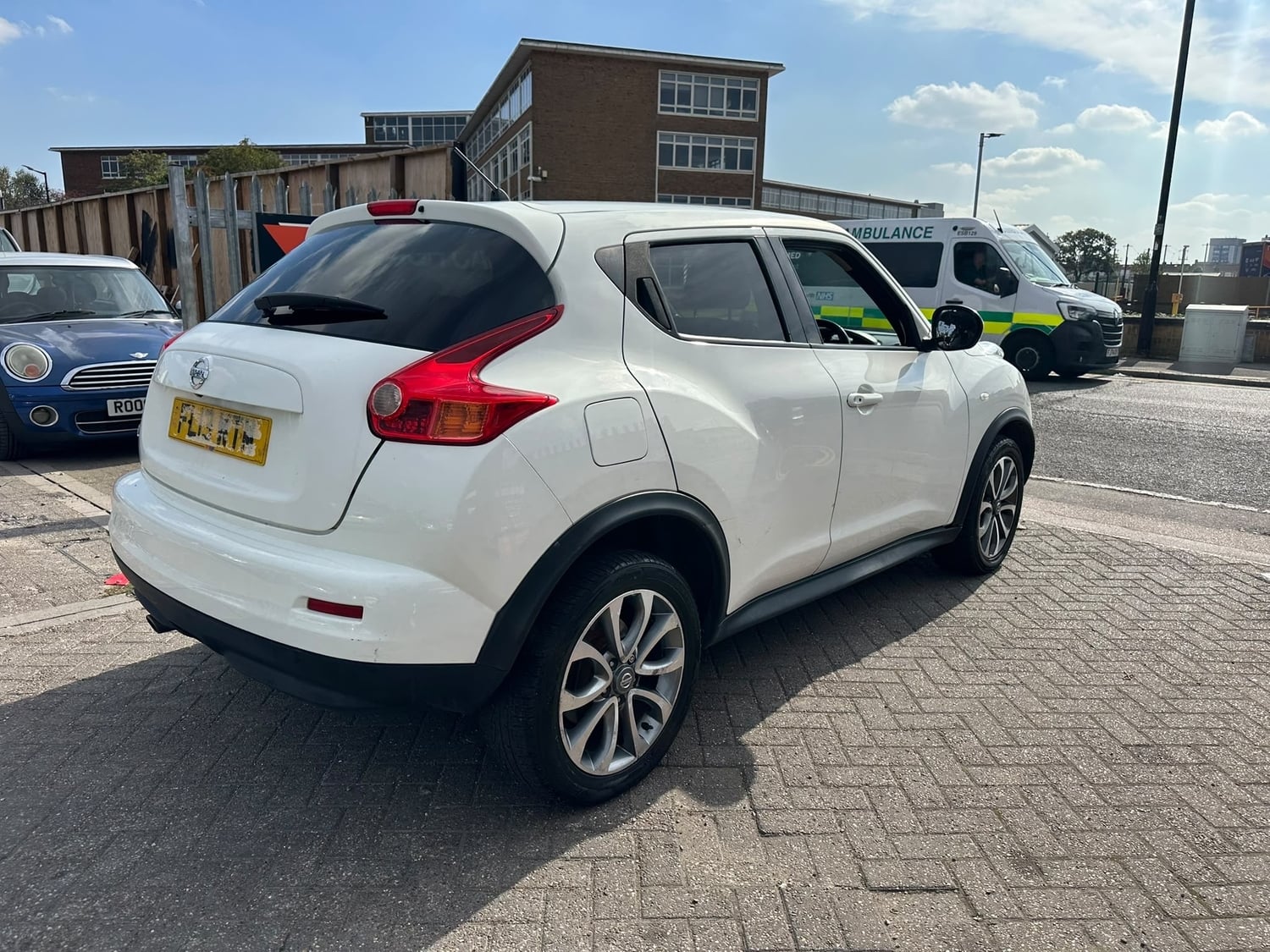 Nissan Juke 2013 - Cars in Slough