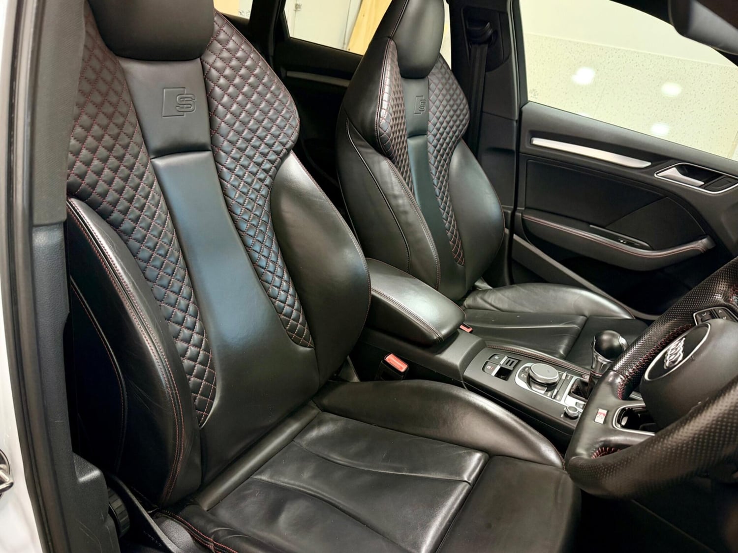 [ berth ]Audi S3