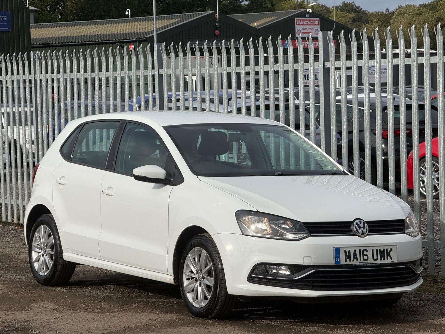 [ berth ]Volkswagen Polo