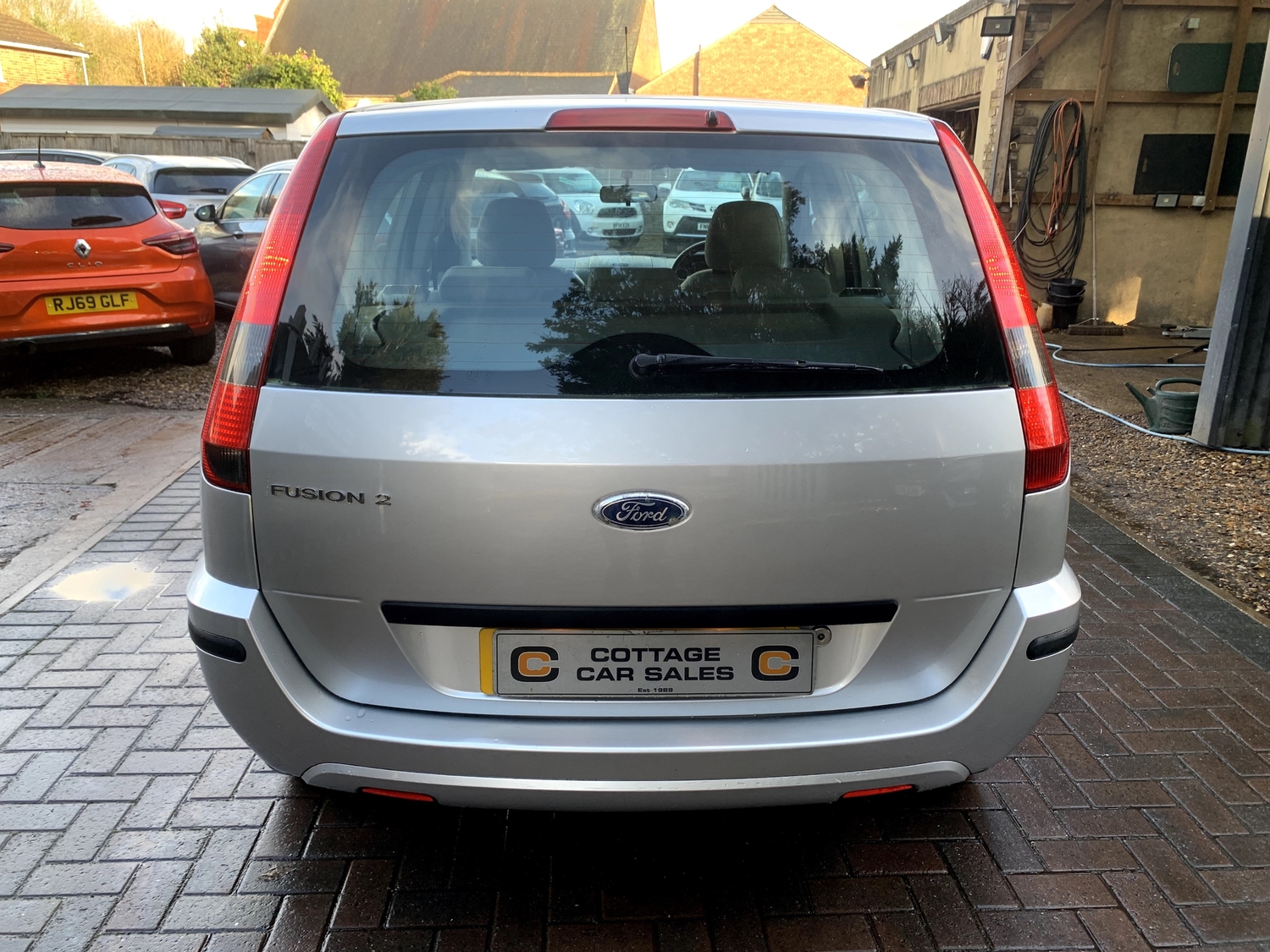 Ford Fusion 2004 - Cars in Hayes