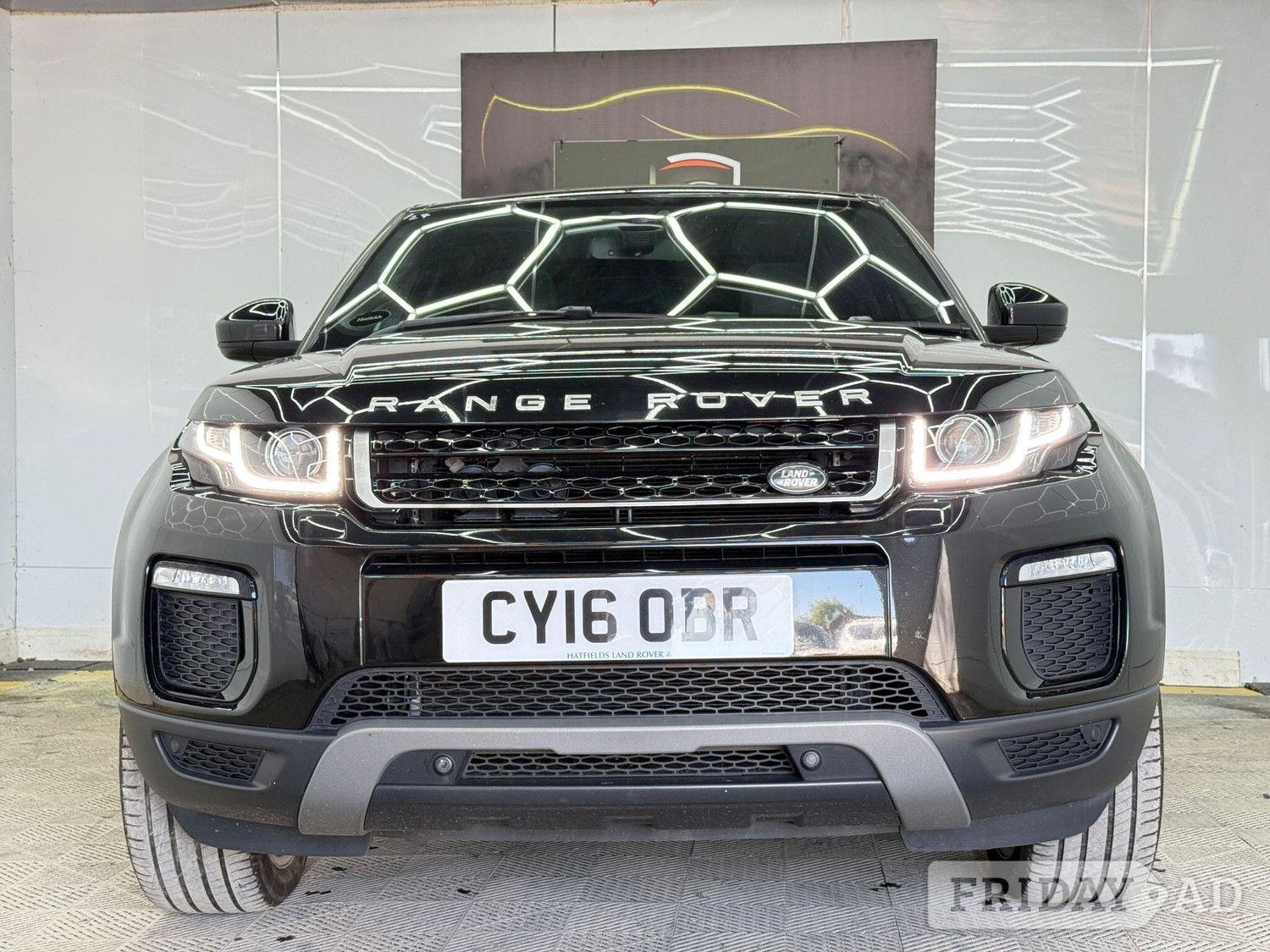 [ berth ]Land Rover Range Rover Evoque