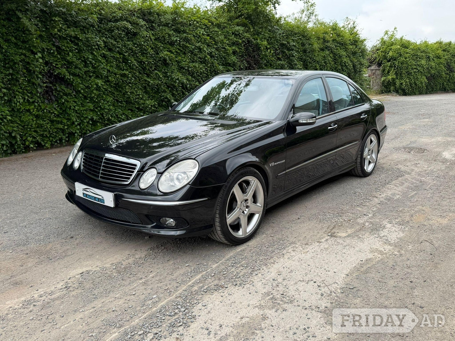 [ berth ]Mercedes-Benz E Class