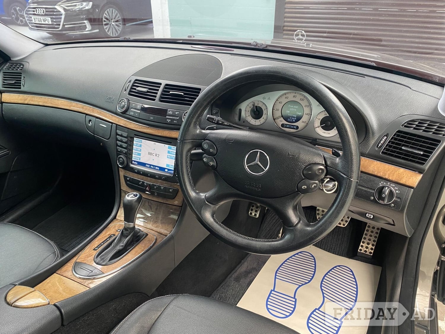 [ berth ]Mercedes-Benz E Class