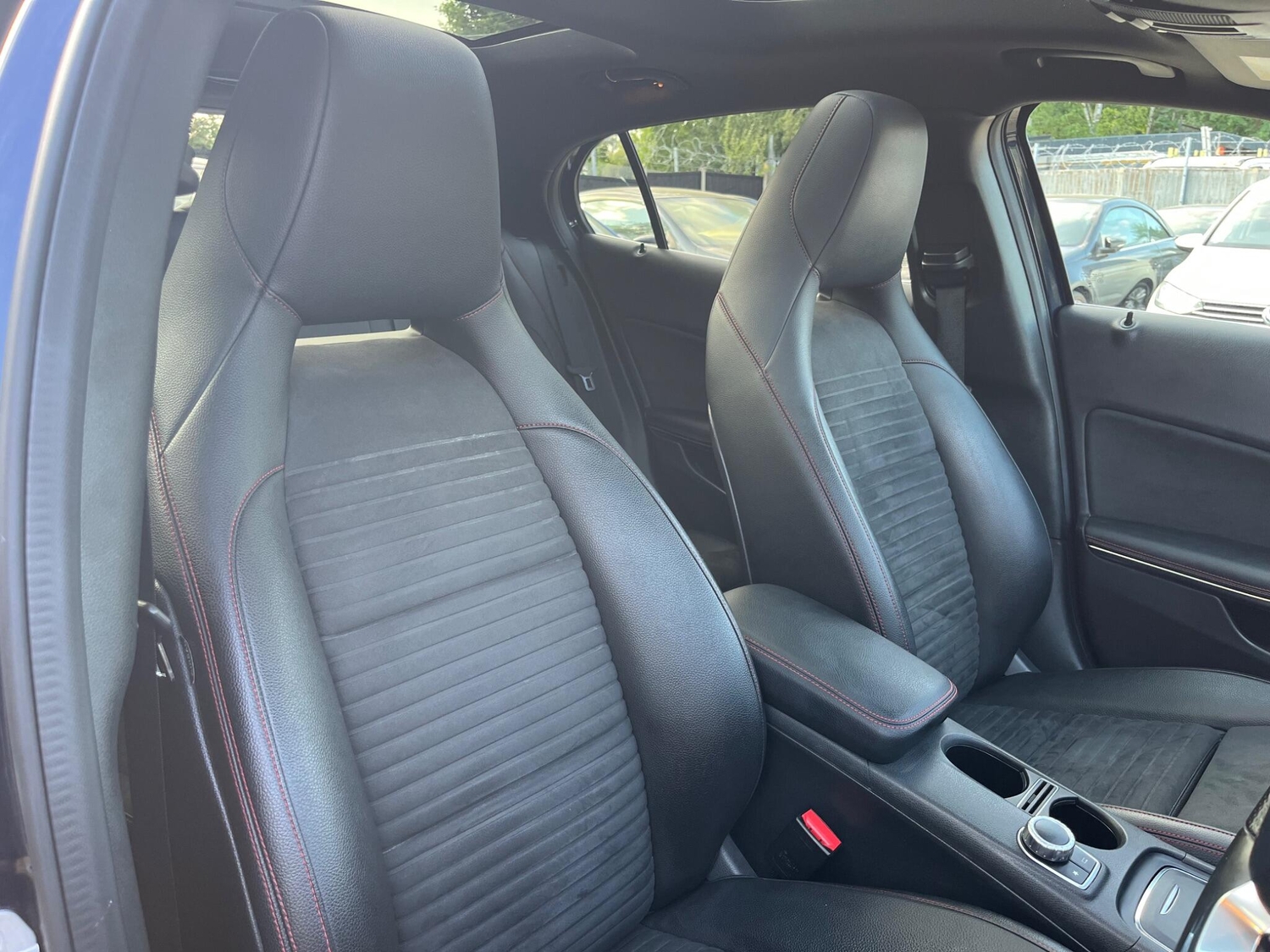 [ berth ]Mercedes-Benz GLA
