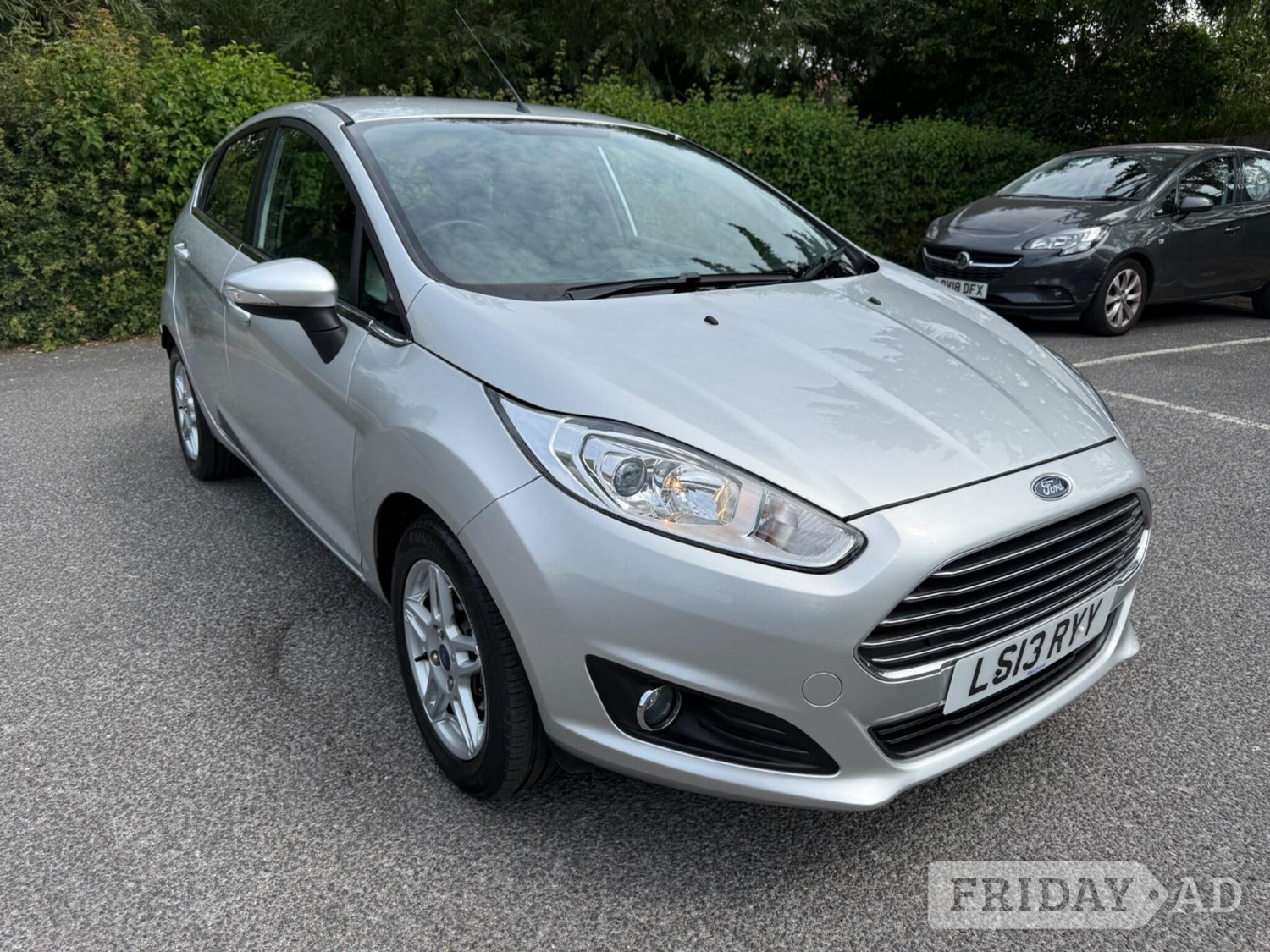 [ berth ]Ford Fiesta