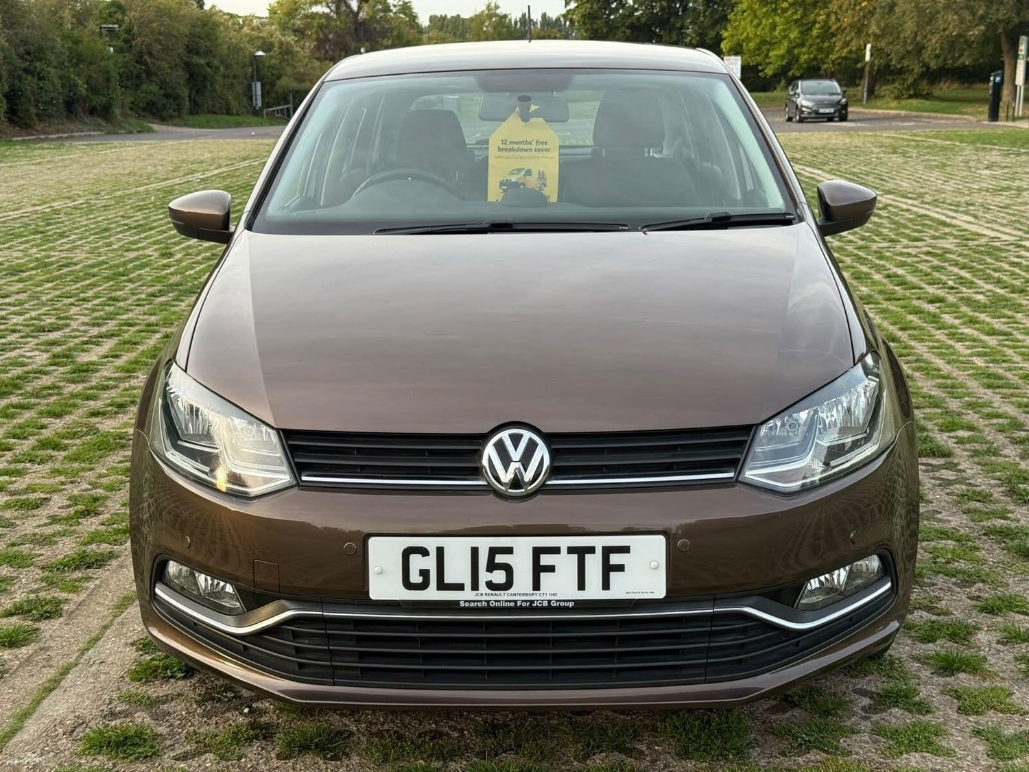 Volkswagen Polo 2015 - Cars in Swanley