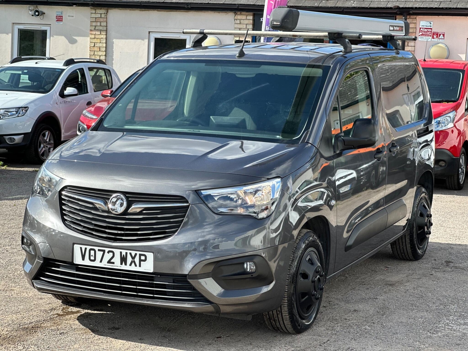 [ berth ]Vauxhall Combo