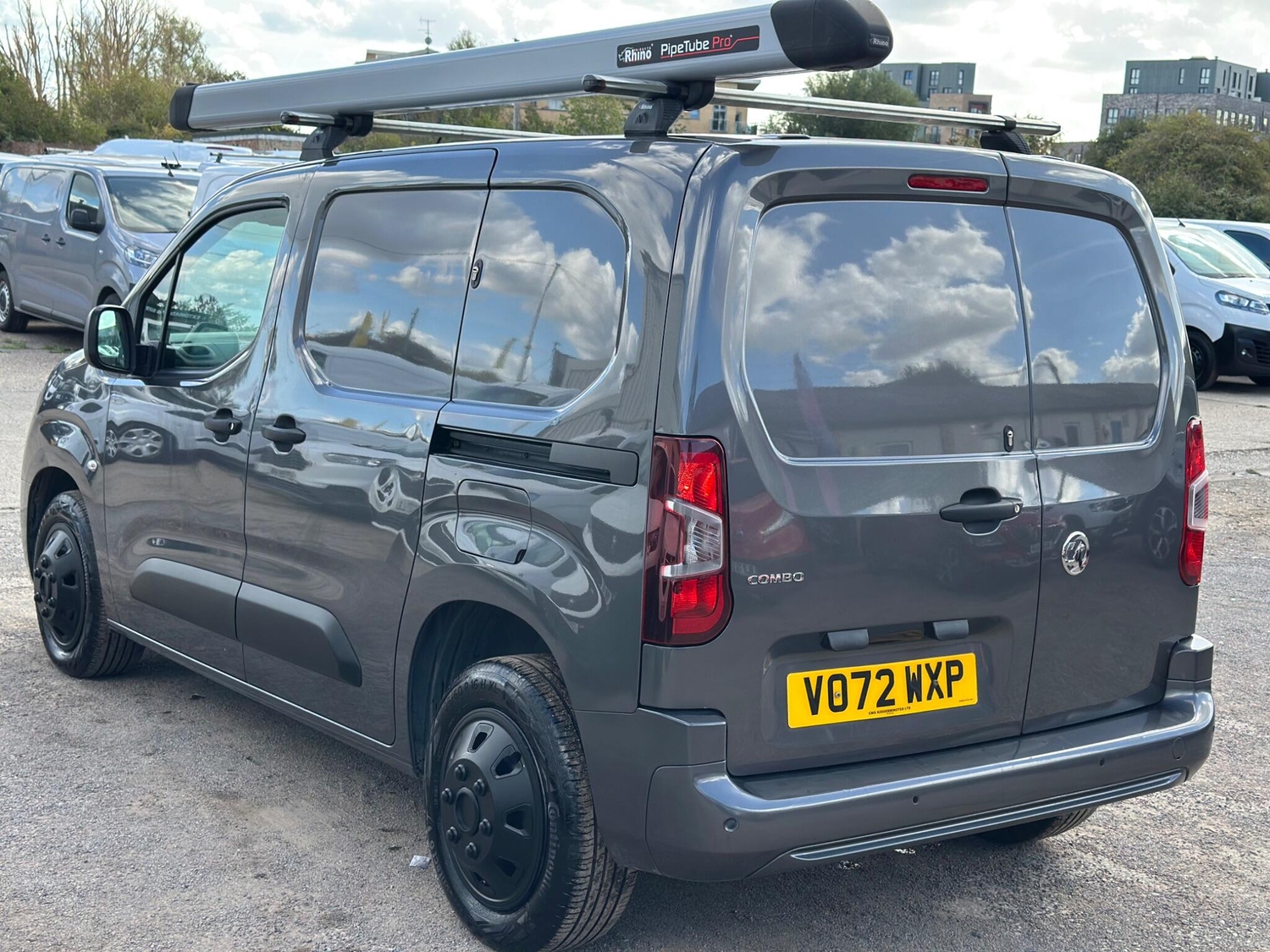 Vauxhall Combo 2022 - Vans & Commercial Vehicles