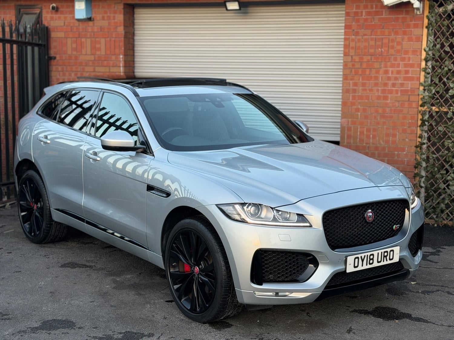 Jaguar F-Pace Swindon