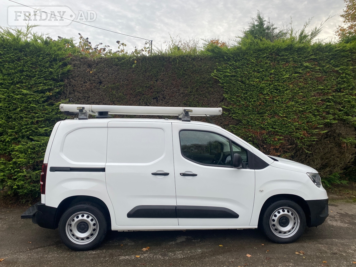 Vauxhall Combo 2019 - Vans & Commercial Vehicles