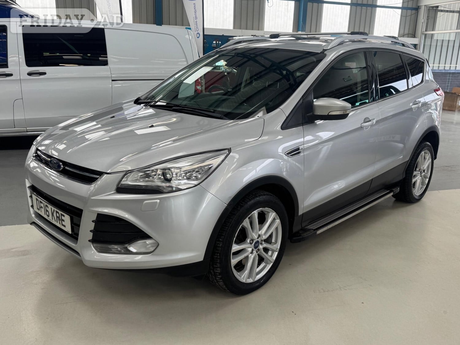 [ berth ]Ford Kuga