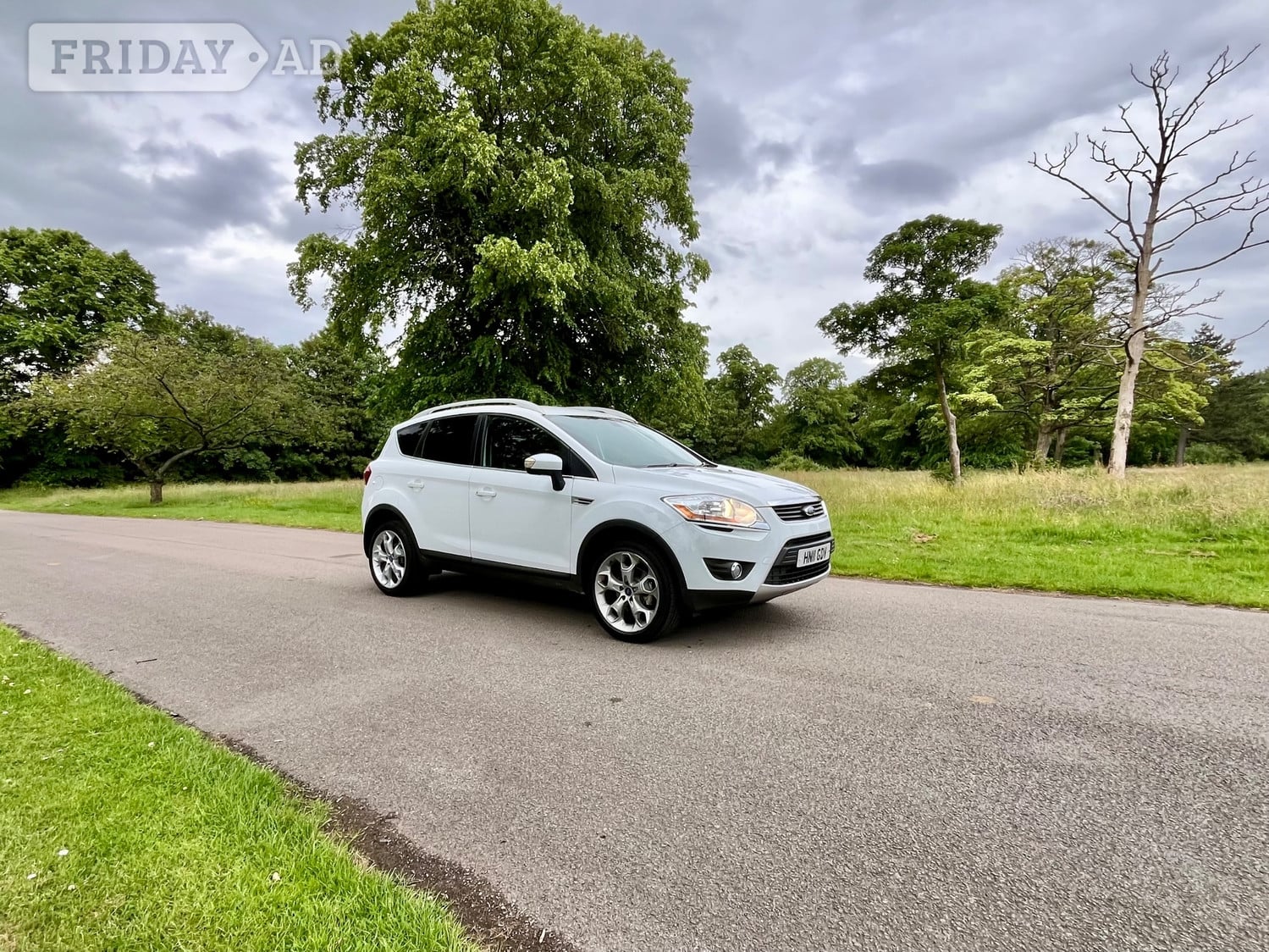 [ berth ]Ford Kuga