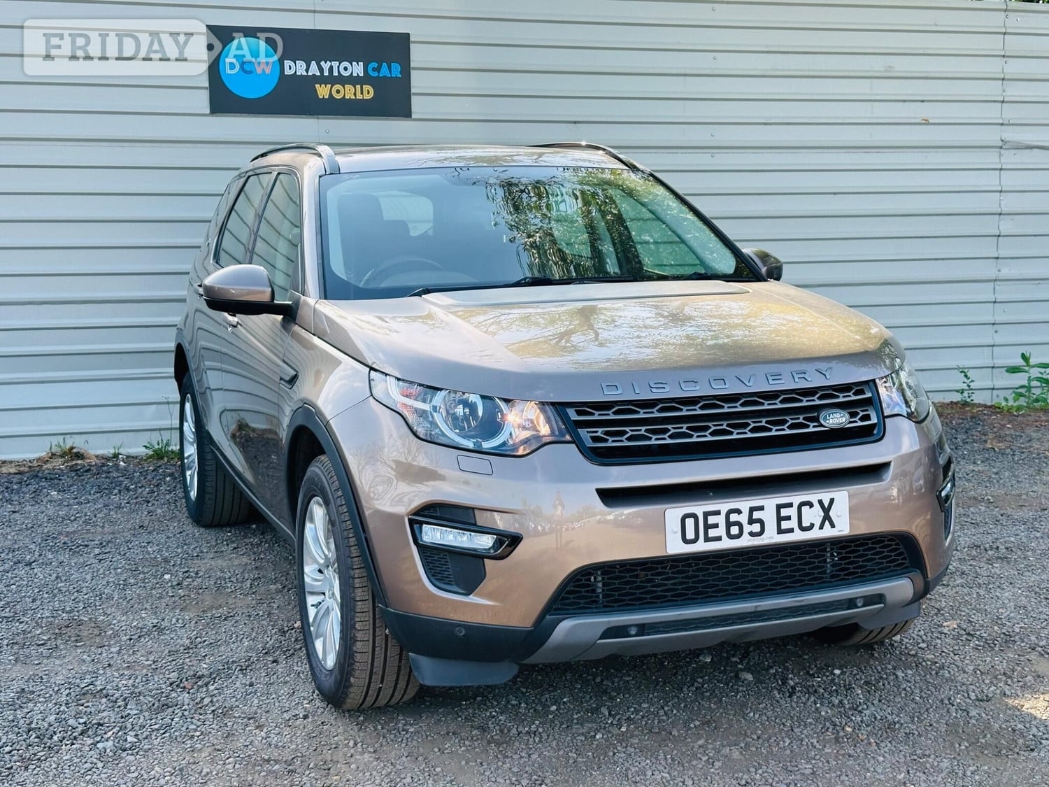 Land Rover Discovery Sport 2016 in Hillingdon