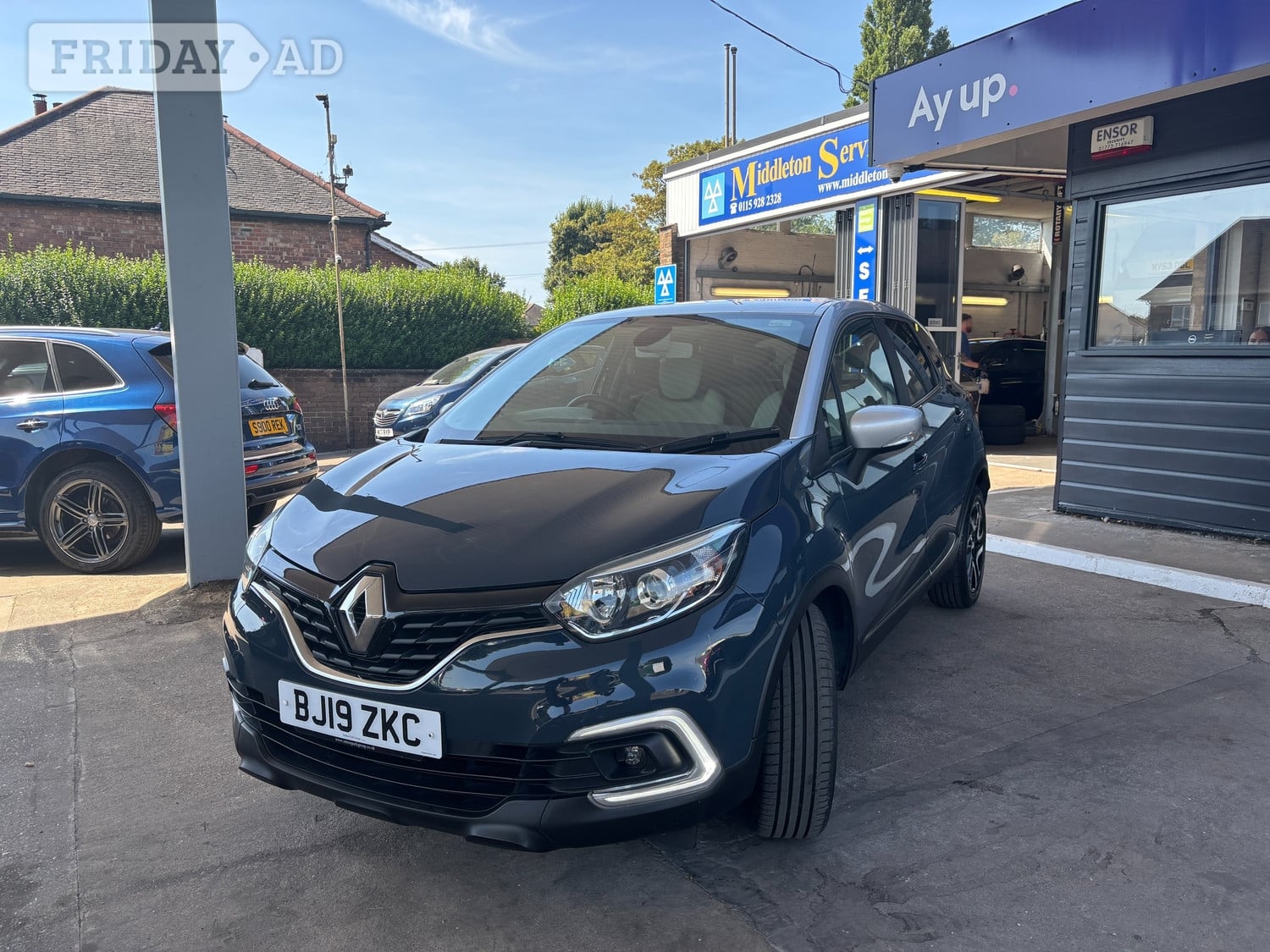 [ berth ]Renault Captur