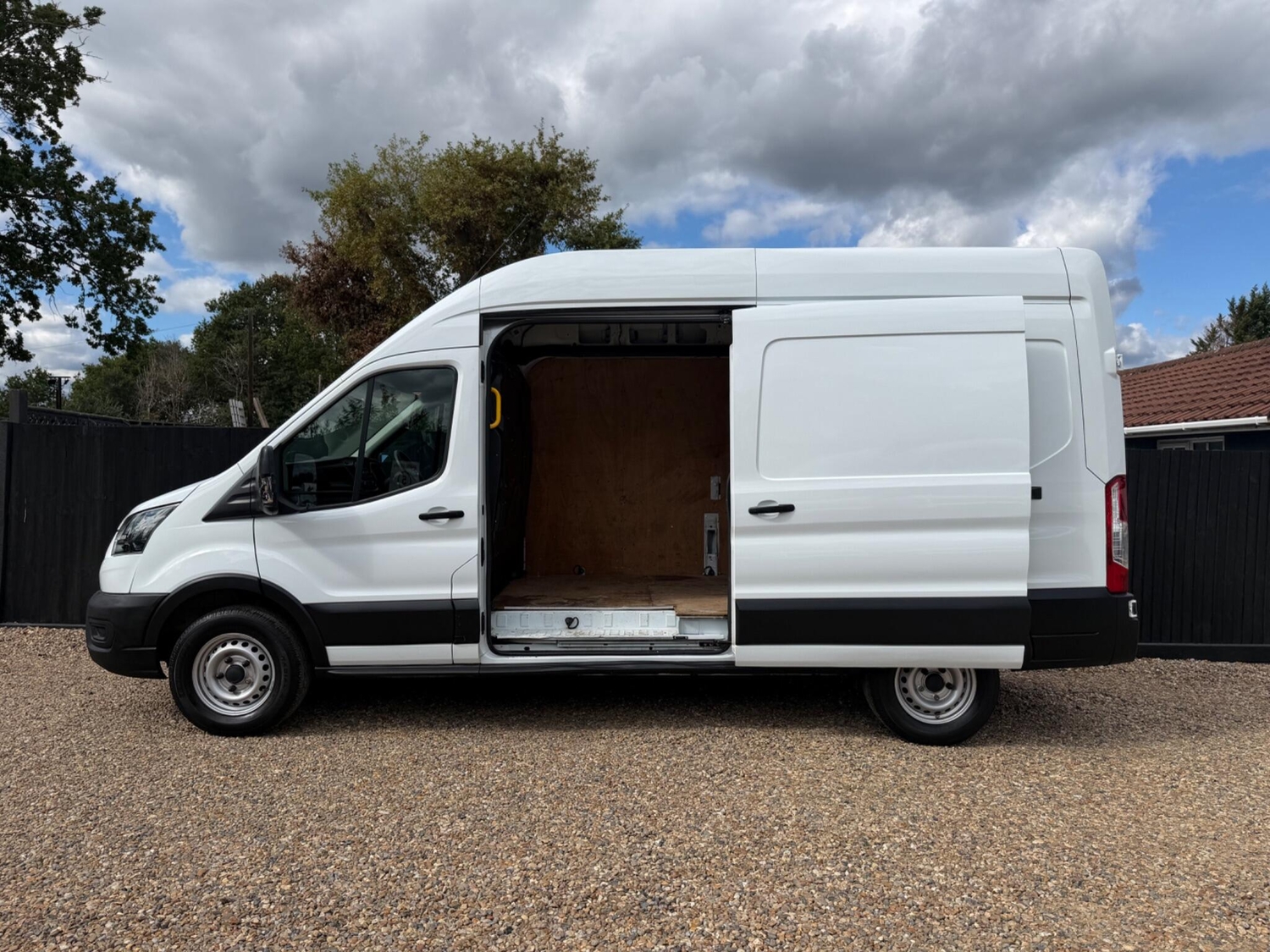 [ berth ]Ford Transit