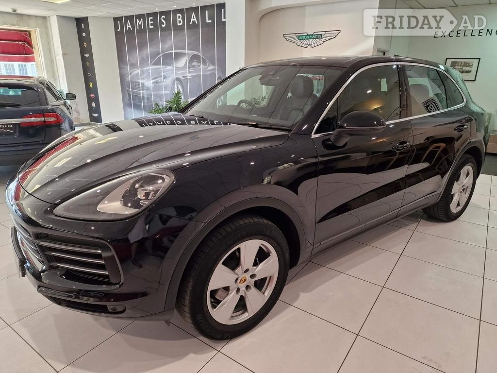 [ berth ]Porsche Cayenne