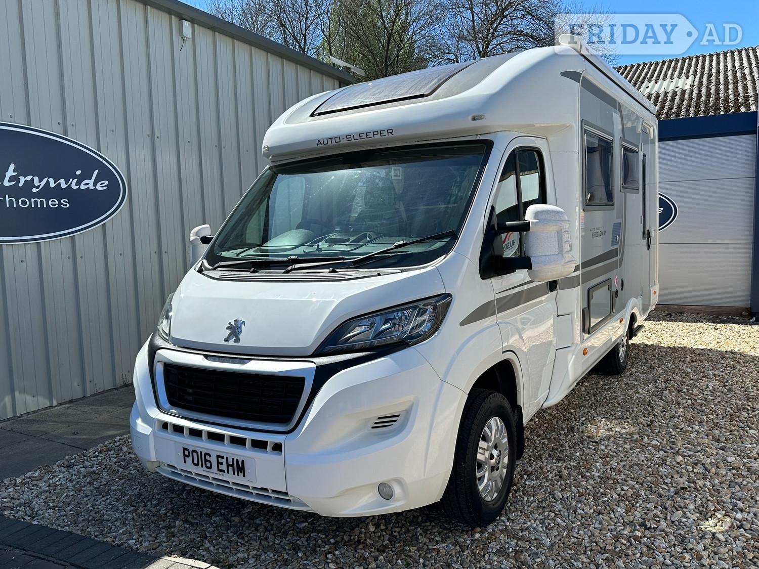 Auto-Sleepers Broadway EB 2016 in Poole