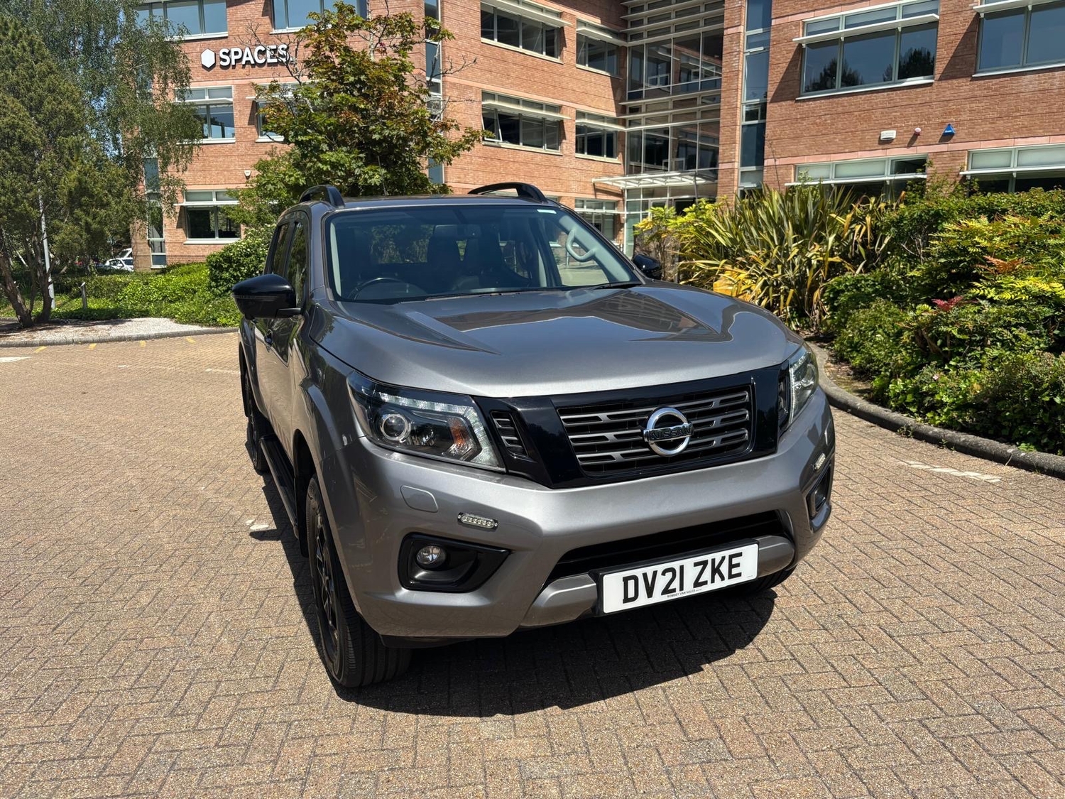 Nissan Navara 2021 - Cars in Fareham