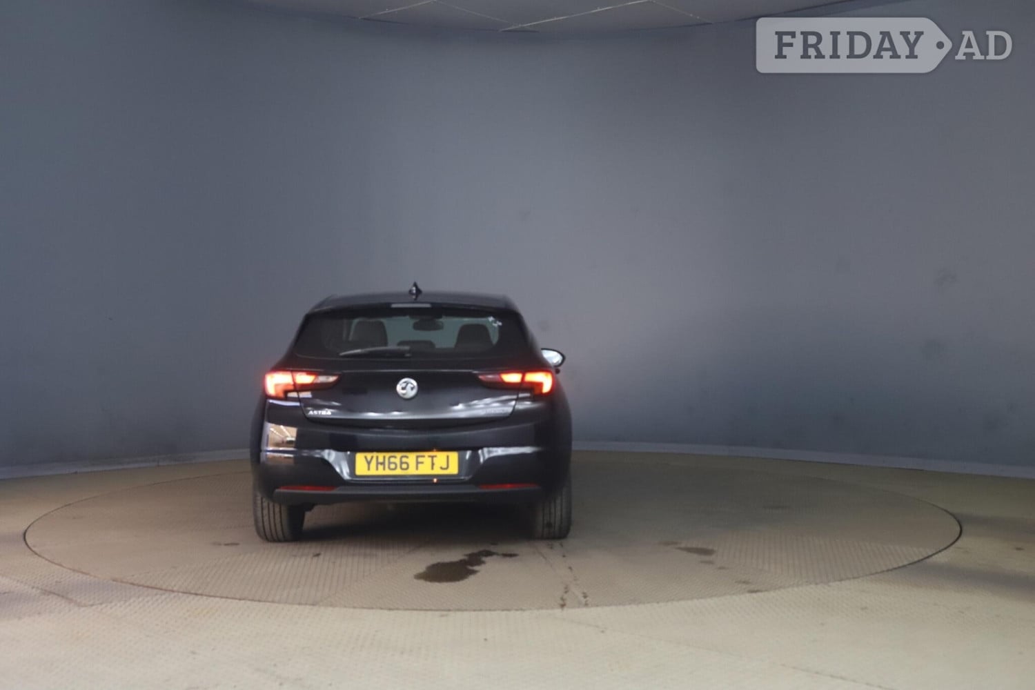 Vauxhall Astra 2016 - Cars