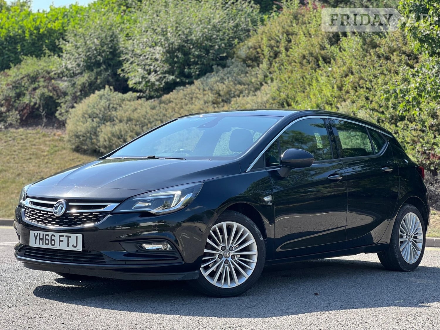 [ berth ]Vauxhall Astra