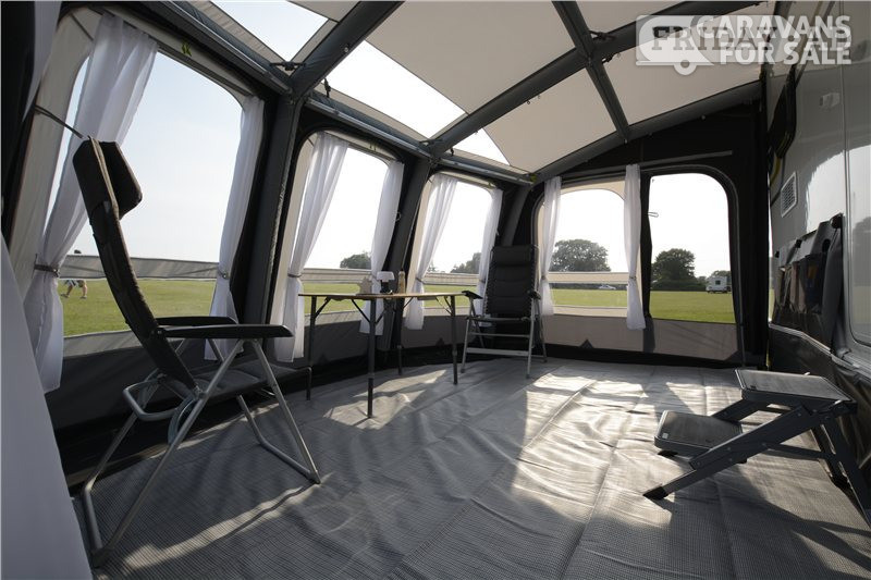 Kampa Motor Ace Air 400 Awning- good condition +interior carpet