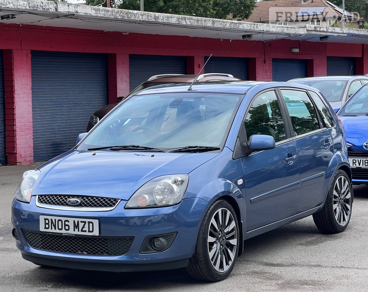 [ berth ]Ford Fiesta